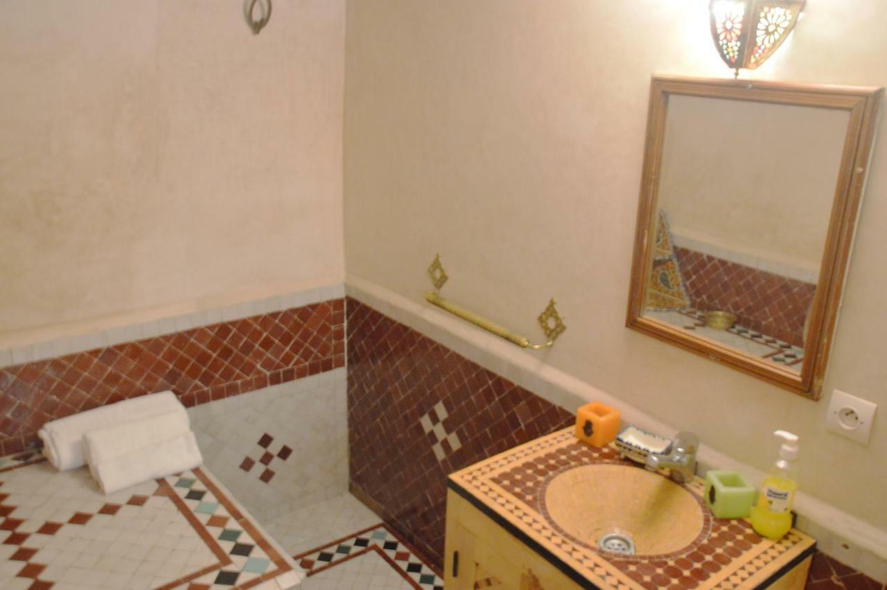 Riad Oumkaltoum Fès Exterior foto